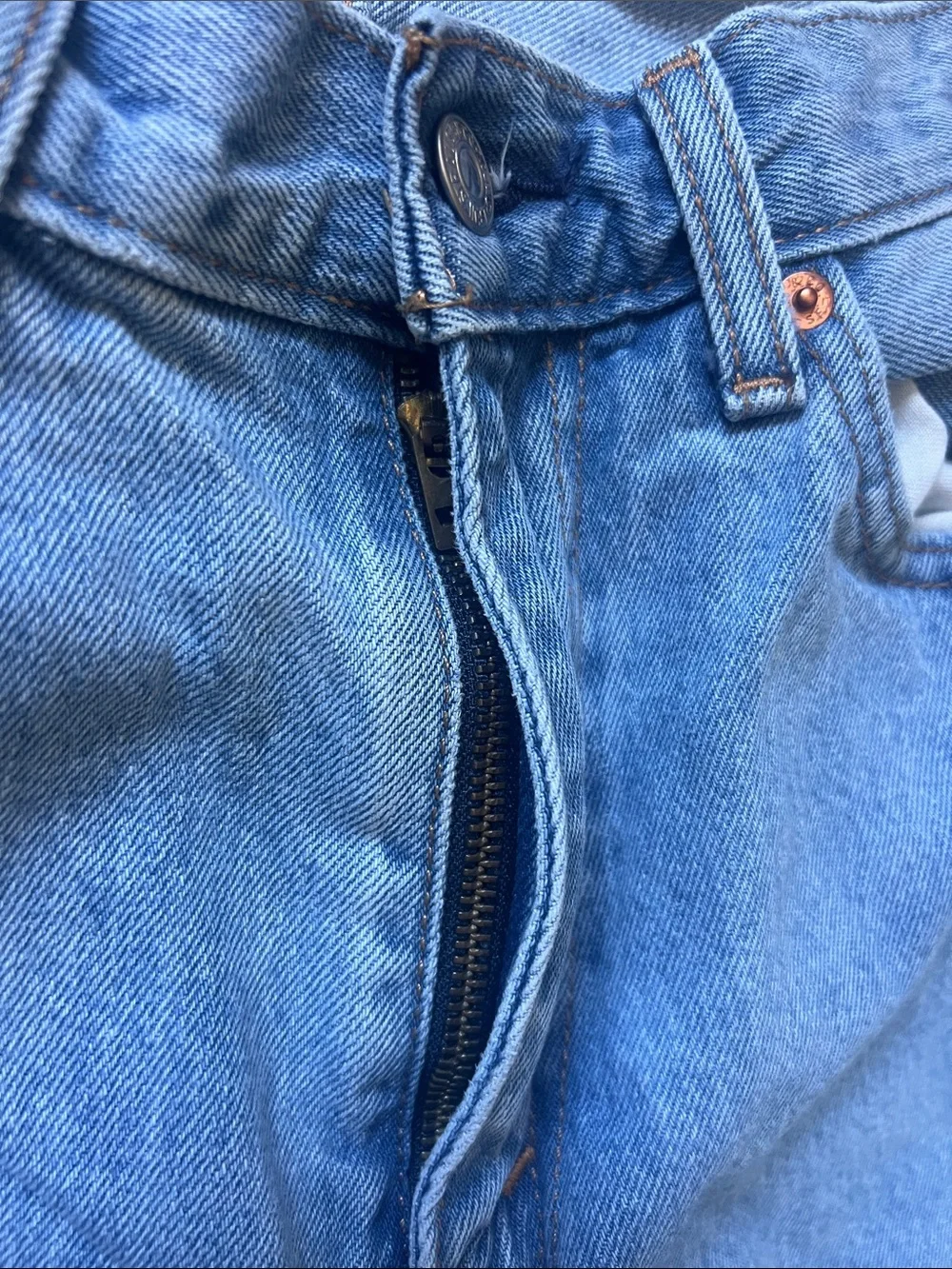 Levi 505’s 34x36 Classic Light Blue Men’s Straight-Leg Jeans
